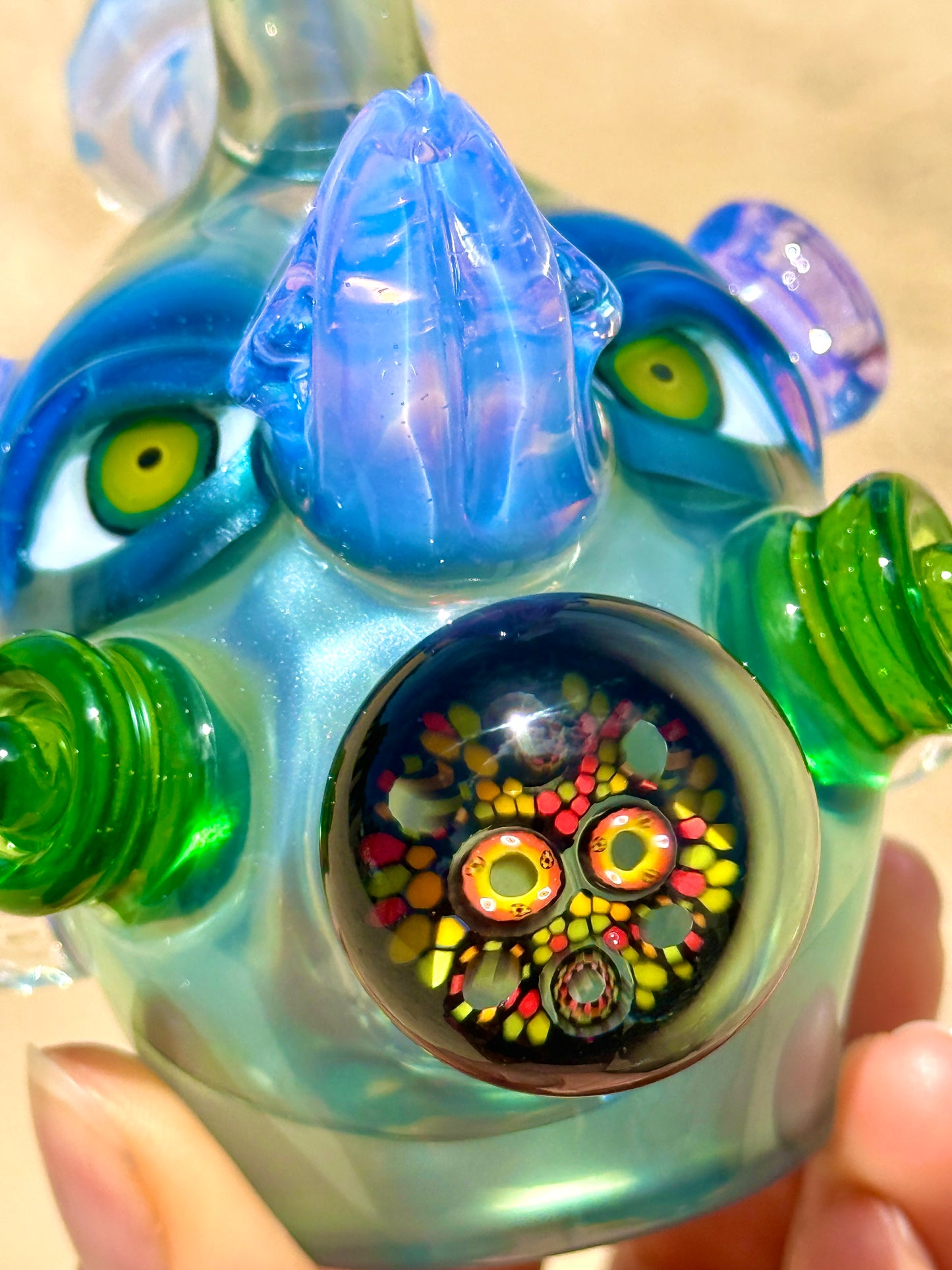 UV Faceted Neptunium Bird Traveler