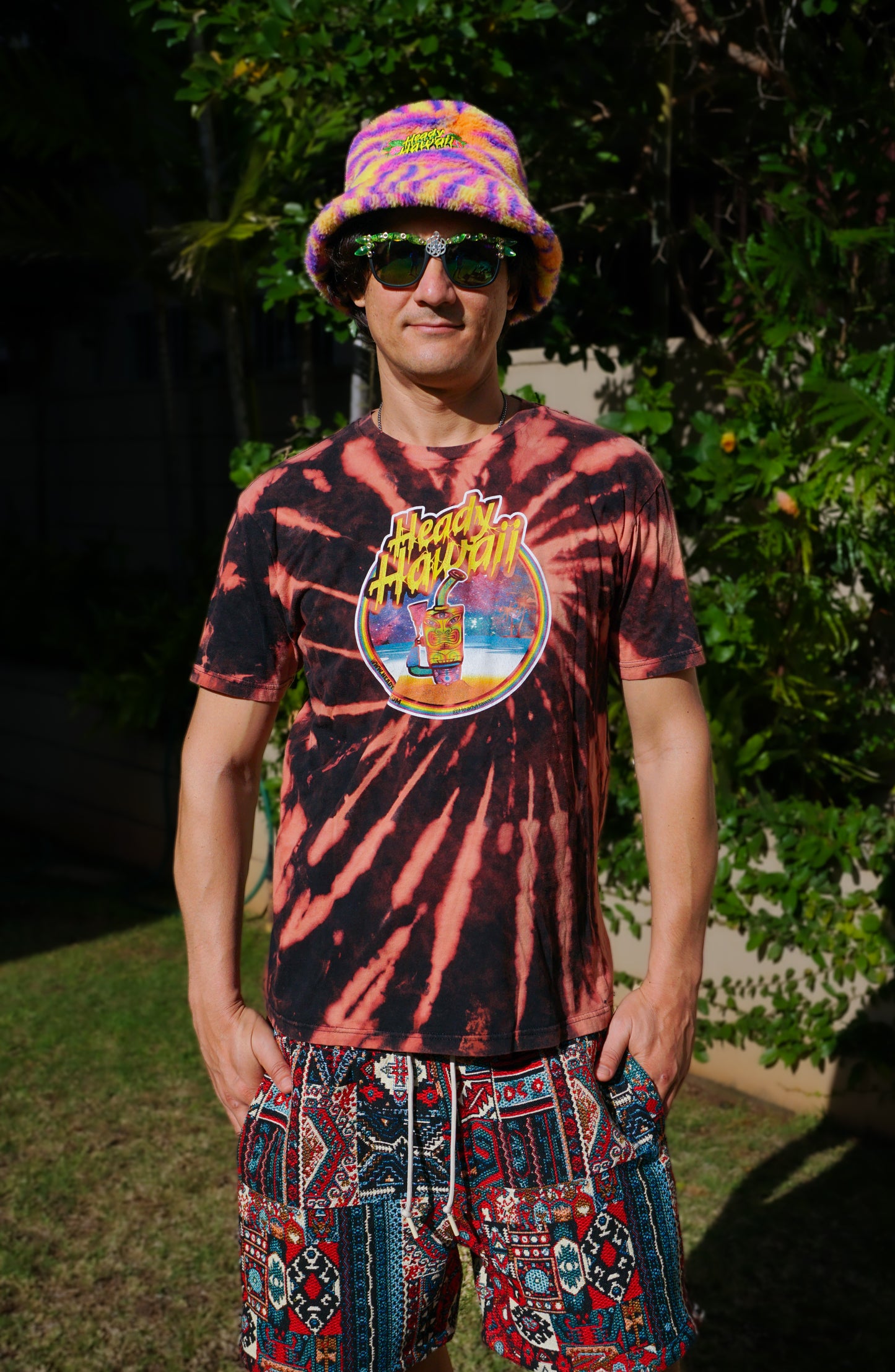 Heady Hawaii Bleach Dye T-shirt (Large)