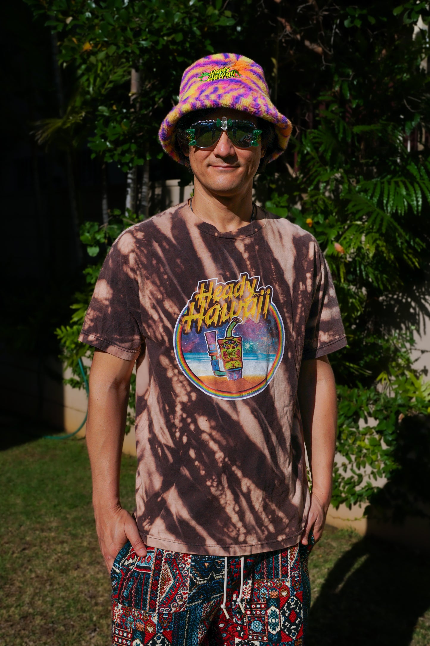 Heady Hawaii Bleach Dye T-shirt (Large)
