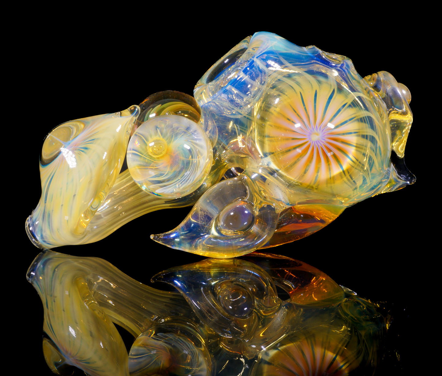 Fume Honeybee Pipe