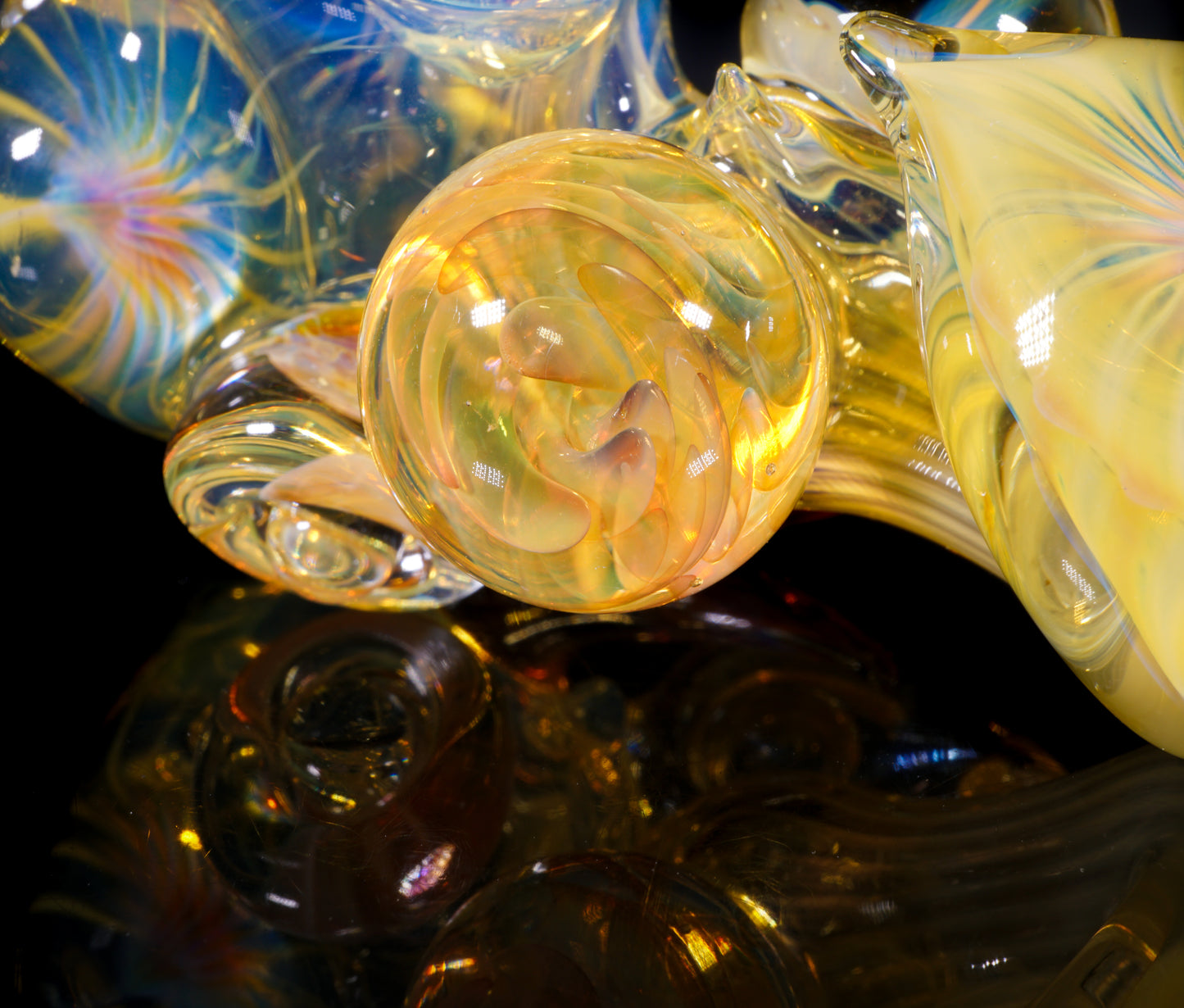 Fume Honeybee Pipe