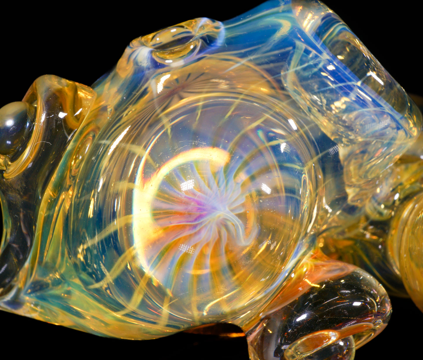 Fume Honeybee Pipe