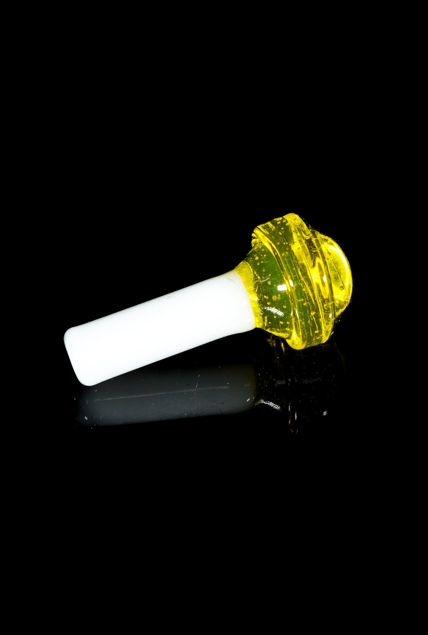 Yellow Lollipop Valve Pearl