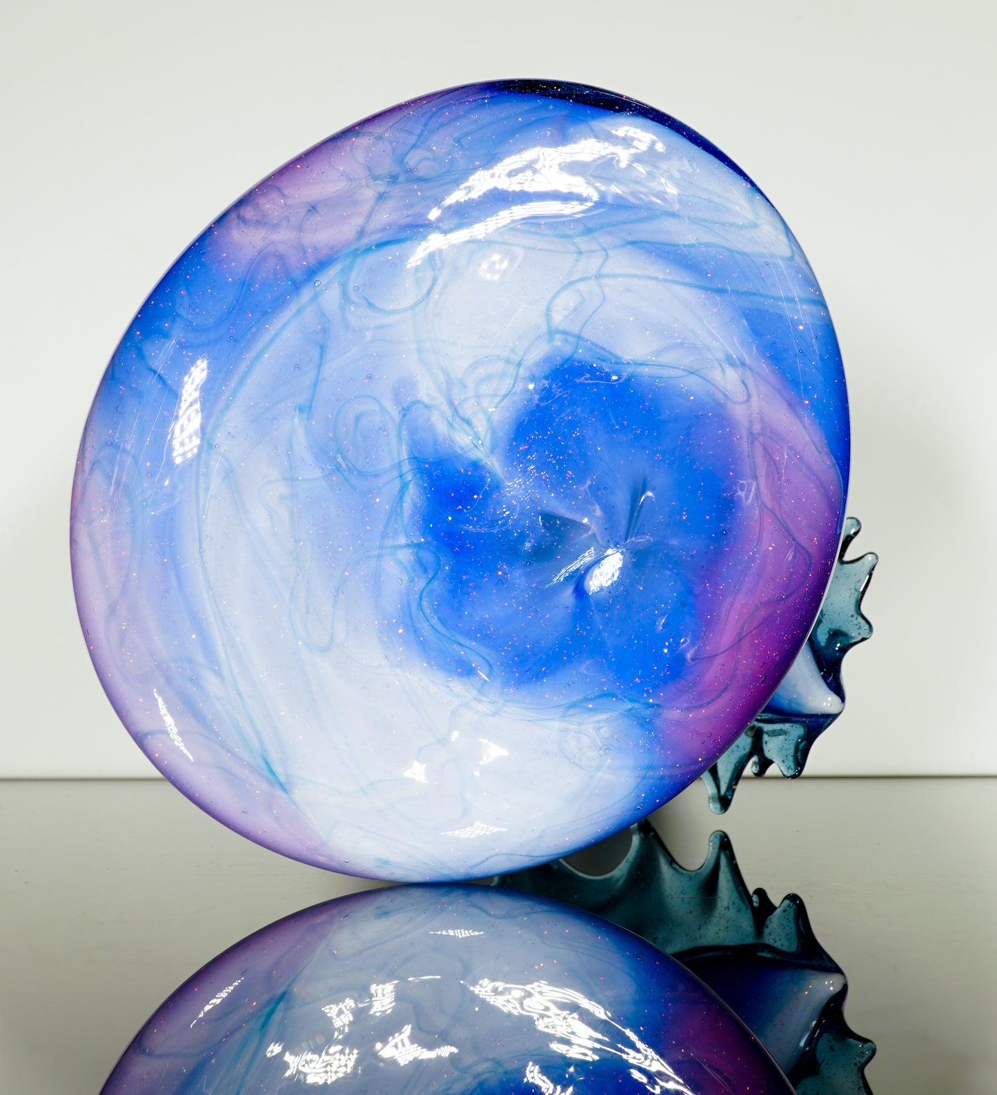 Crushed Opal UV Scribble Wave
