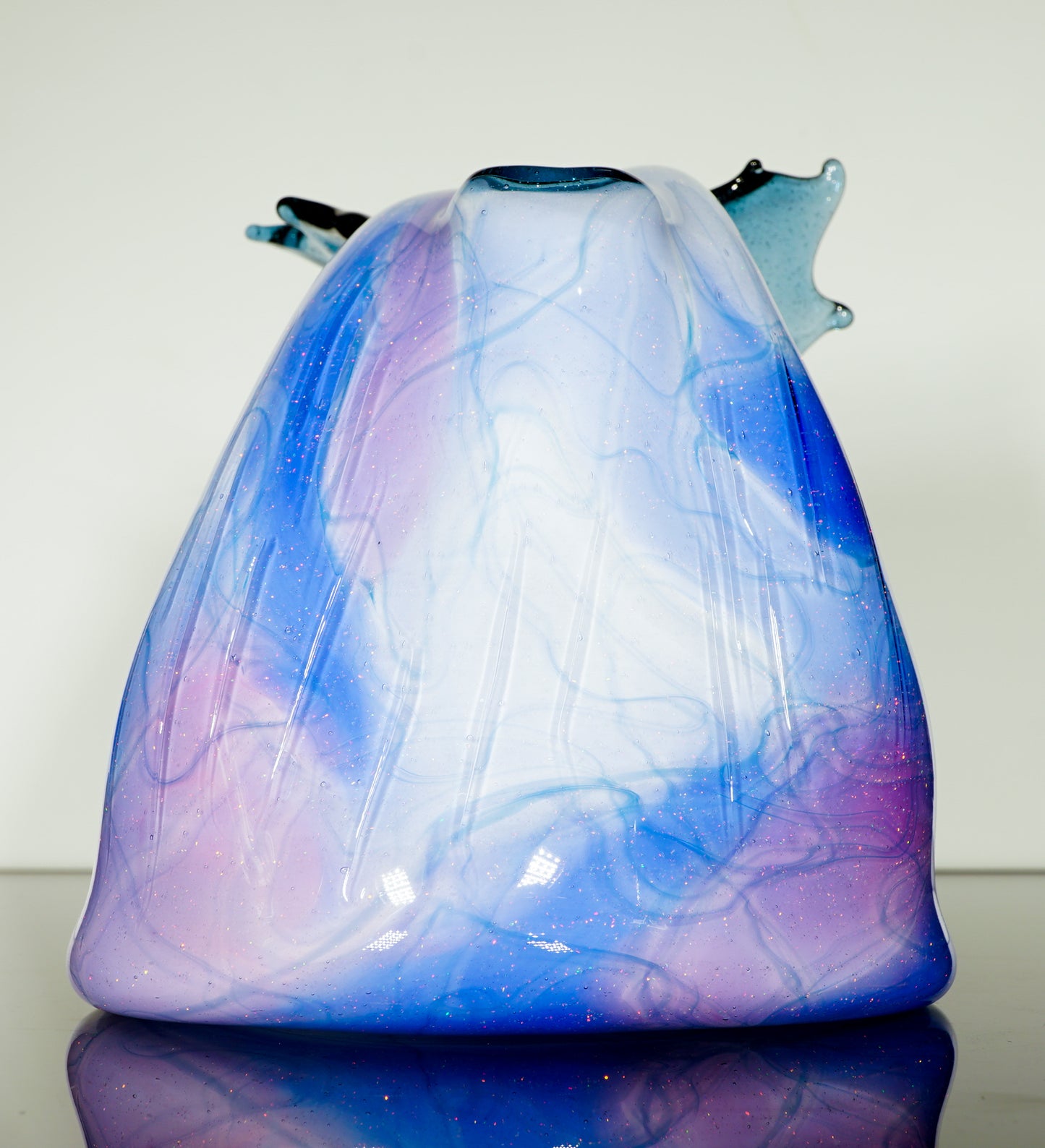 Crushed Opal UV Scribble Wave